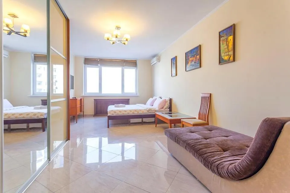 Роскошная 3К Квартира 125М2 На Набережной Kiew Apartment